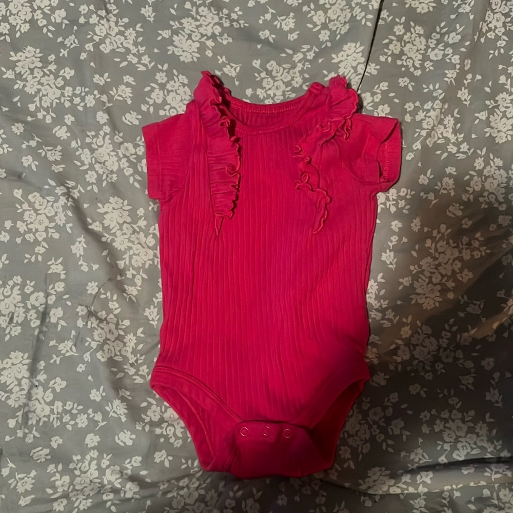 Members mark Sam’s club onesie